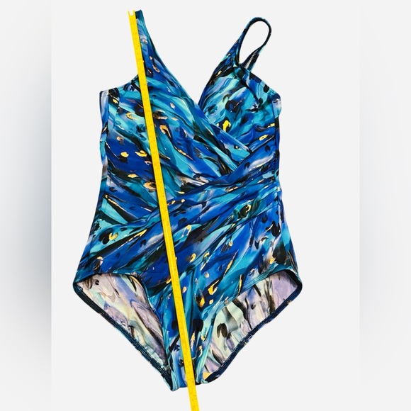 MIRACLESUIT Animal Magnetism Wrap Temptress One Piece Swimsuit/ Size 10 - Picture 10 of 11